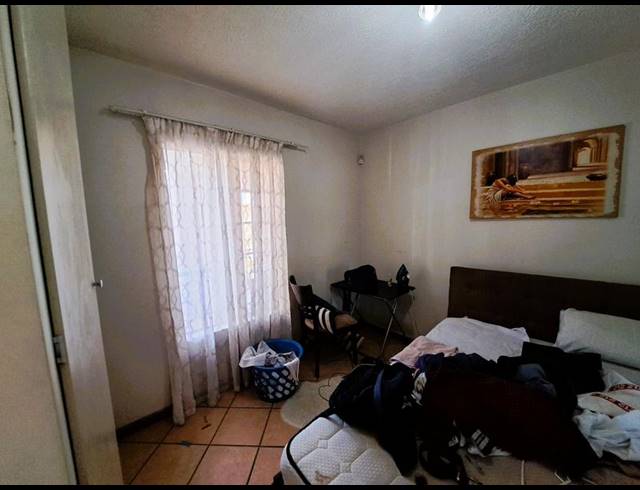 2 BEDROOM APARTMENT FOR SALE IN DIE HOEWES